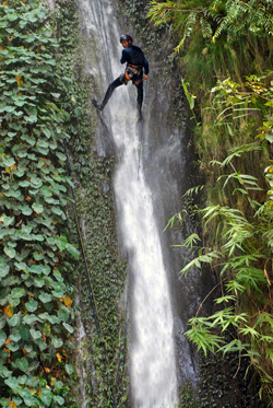 Canyoning